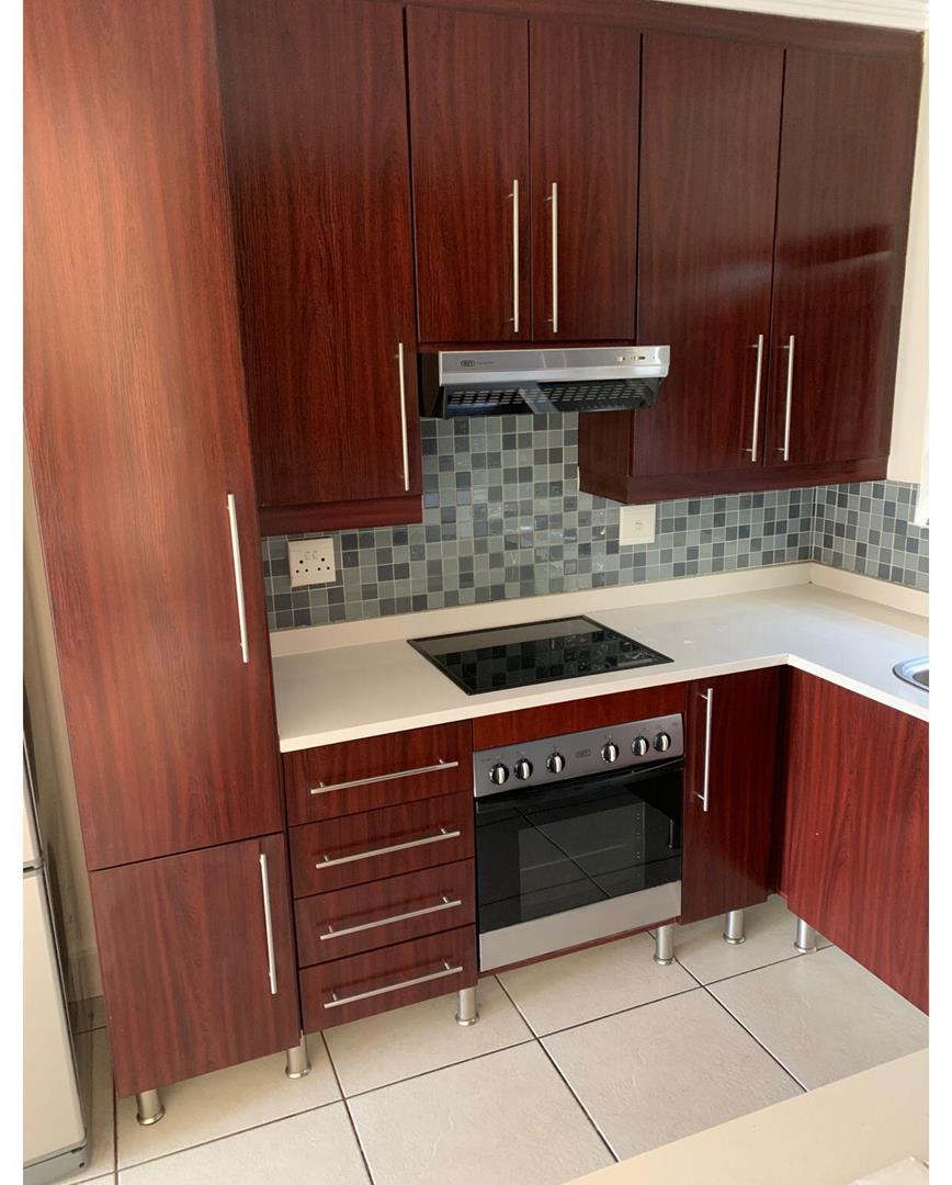 To Let 2 Bedroom Property for Rent in Greenstone Hill Gauteng