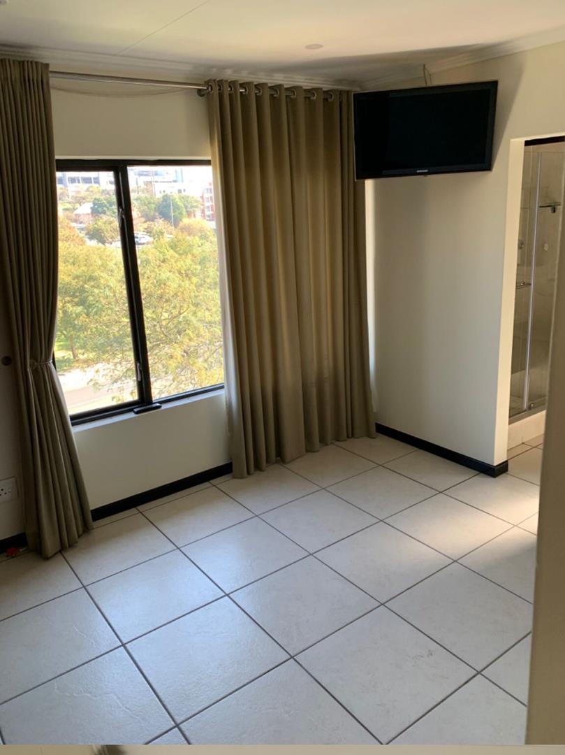 To Let 2 Bedroom Property for Rent in Greenstone Hill Gauteng