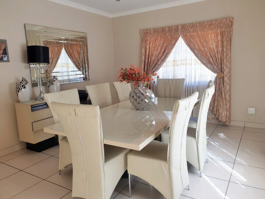 3 Bedroom Property for Sale in Strubensvallei Gauteng