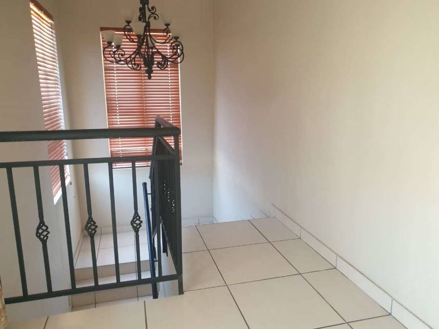 3 Bedroom Property for Sale in Strubensvallei Gauteng