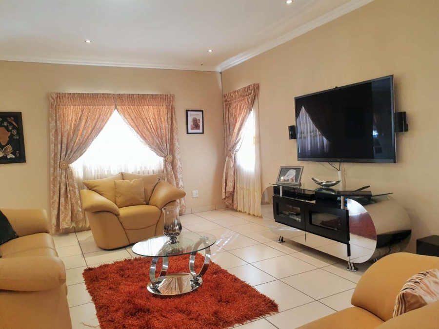 3 Bedroom Property for Sale in Strubensvallei Gauteng