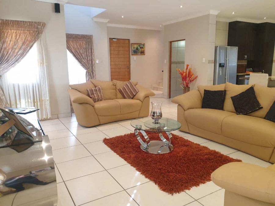 3 Bedroom Property for Sale in Strubensvallei Gauteng