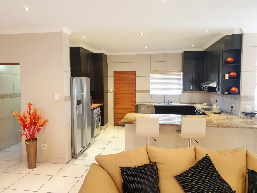 3 Bedroom Property for Sale in Strubensvallei Gauteng