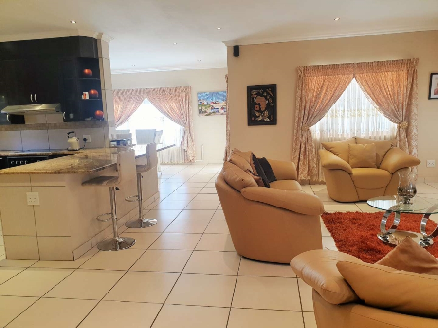 3 Bedroom Property for Sale in Strubensvallei Gauteng