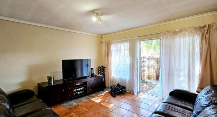 3 Bedroom Property for Sale in Equestria Gauteng