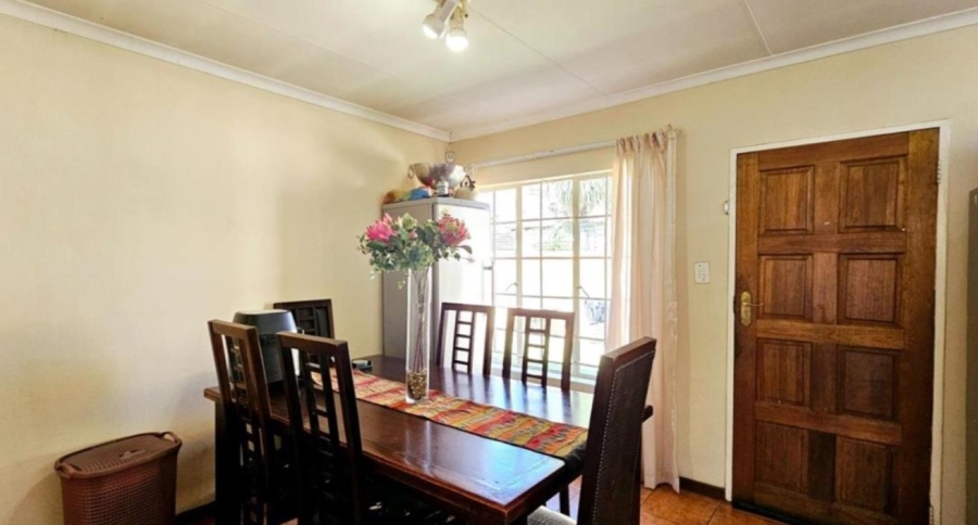 3 Bedroom Property for Sale in Equestria Gauteng