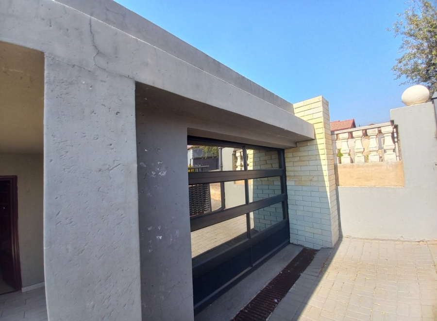 3 Bedroom Property for Sale in Atteridgeville Gauteng