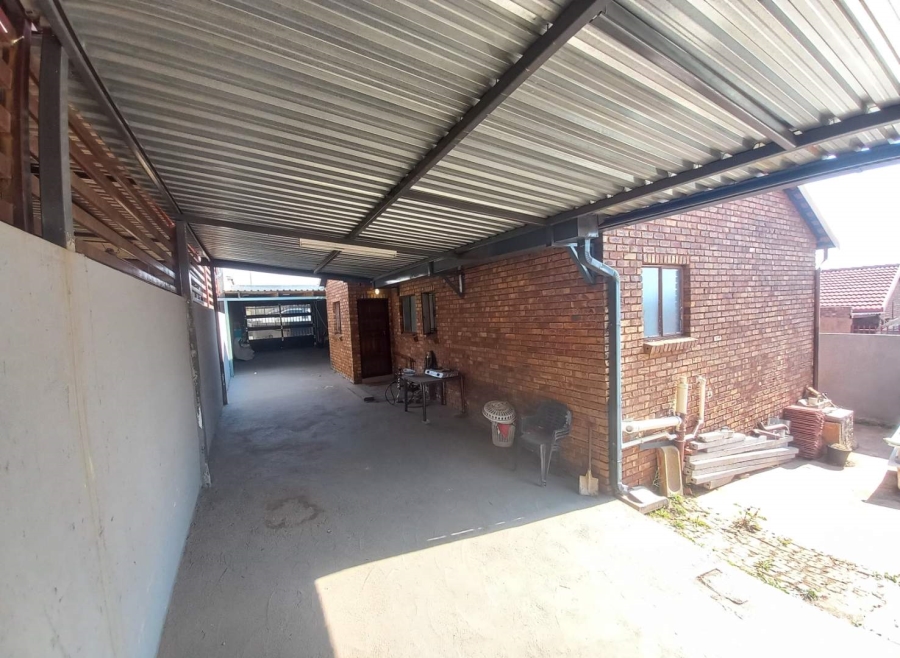 3 Bedroom Property for Sale in Atteridgeville Gauteng