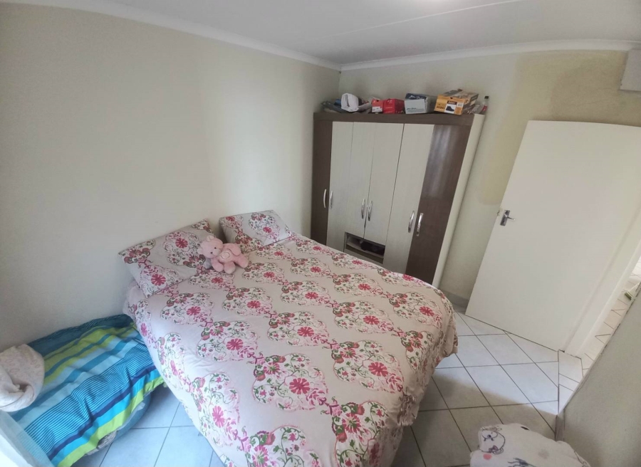 6 Bedroom Property for Sale in Atteridgeville Gauteng