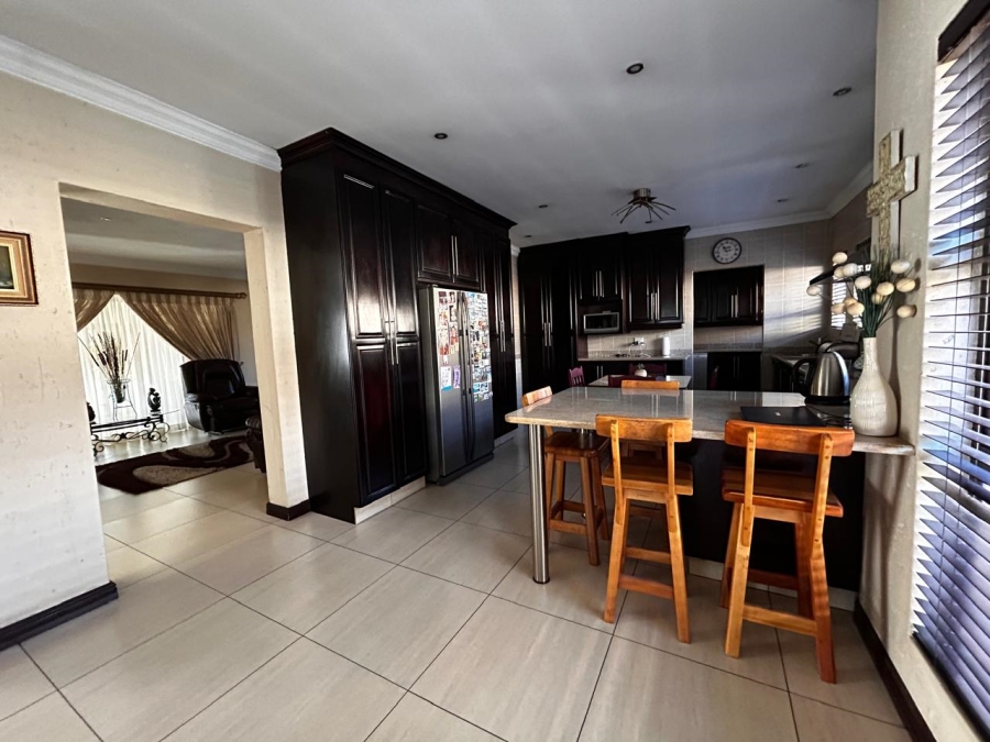 4 Bedroom Property for Sale in Meyersdal Gauteng