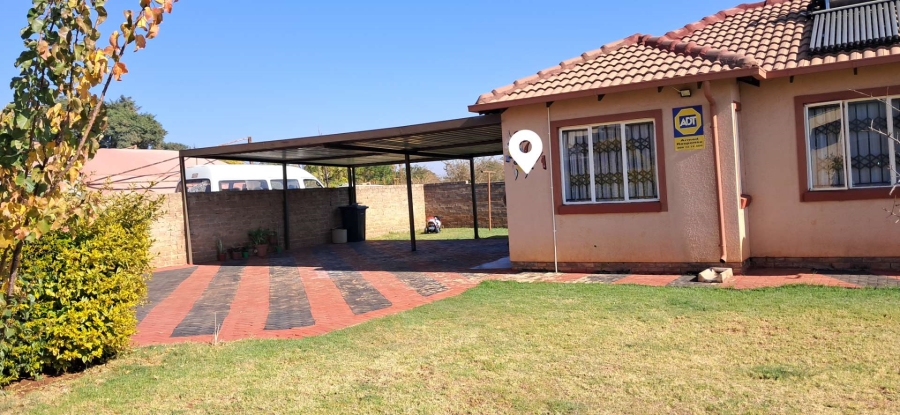 3 Bedroom Property for Sale in The Orchards Gauteng