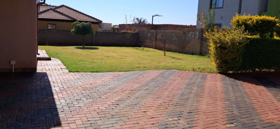 3 Bedroom Property for Sale in The Orchards Gauteng