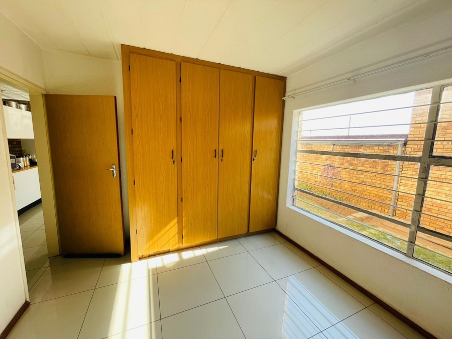 2 Bedroom Property for Sale in Boltonia Gauteng