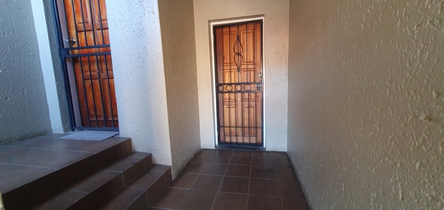 2 Bedroom Property for Sale in Northwold Gauteng