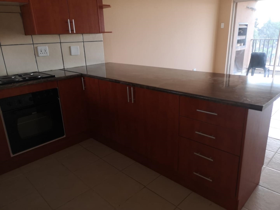 2 Bedroom Property for Sale in Towerby Gauteng