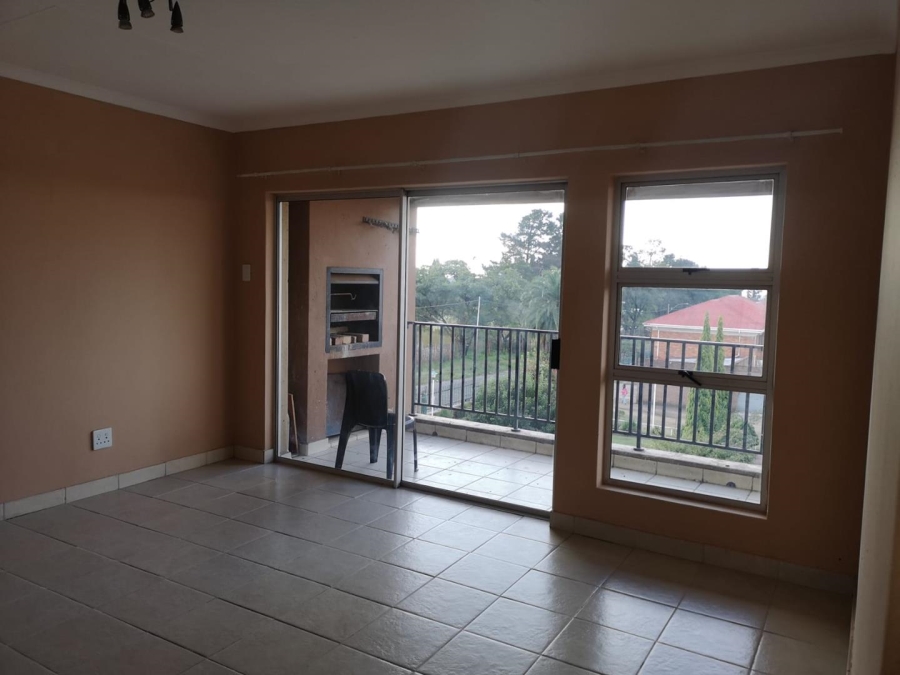 2 Bedroom Property for Sale in Towerby Gauteng