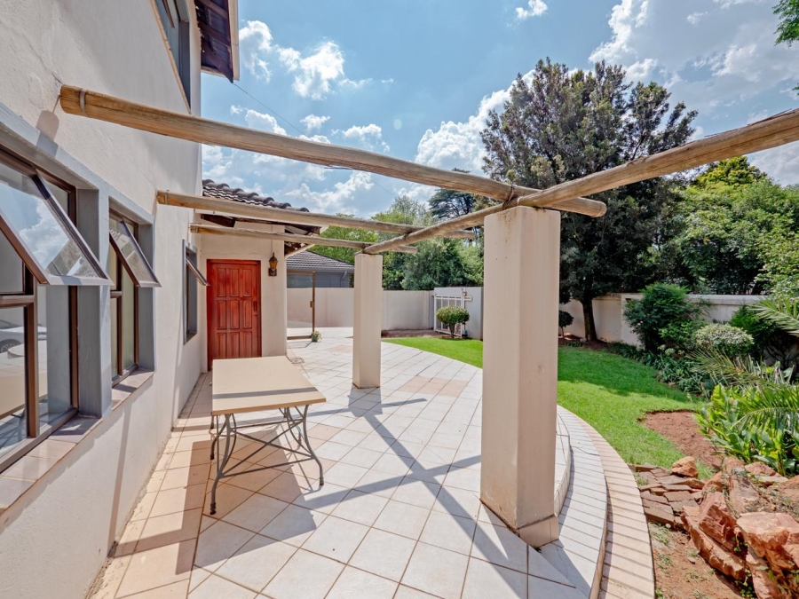 5 Bedroom Property for Sale in Orchards Gauteng