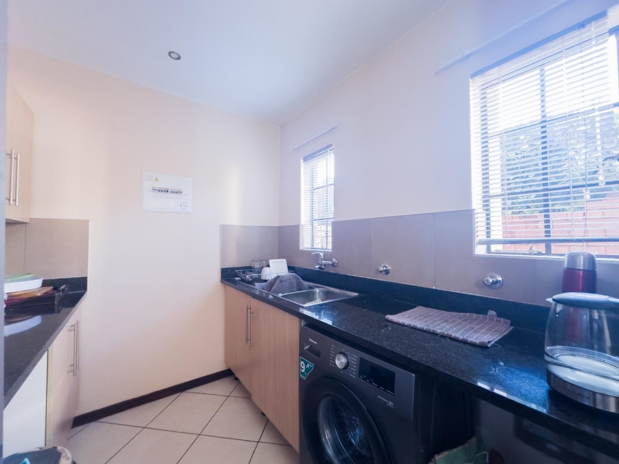 To Let 4 Bedroom Property for Rent in Mooikloof Ridge Gauteng