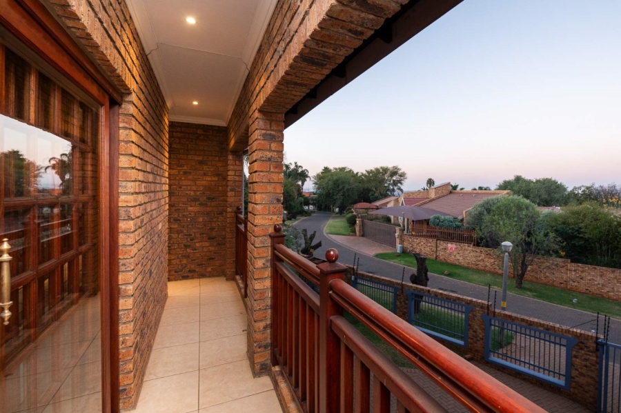 6 Bedroom Property for Sale in Meyersdal Gauteng