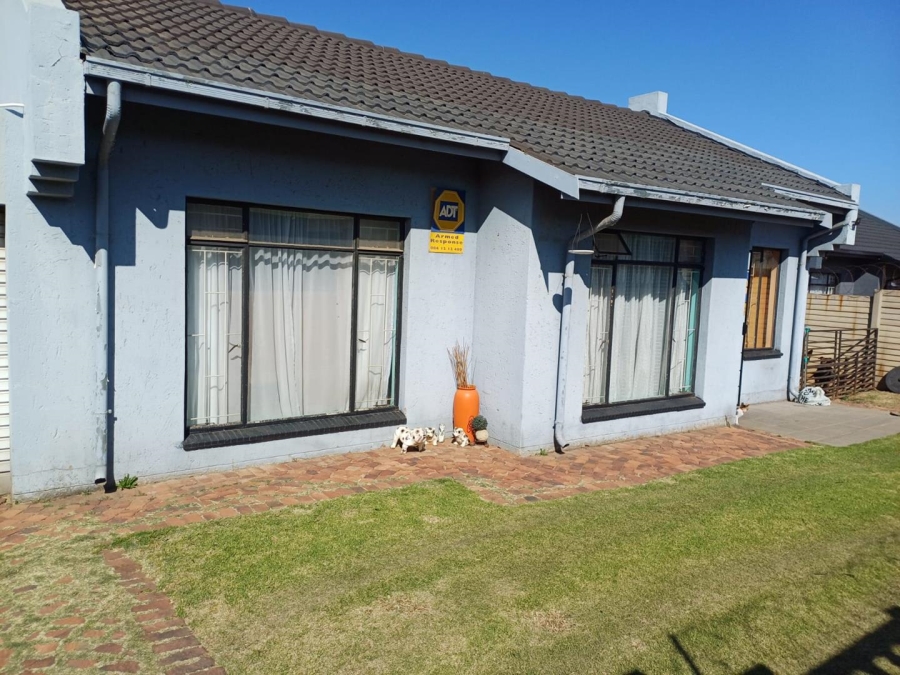 3 Bedroom Property for Sale in Elsburg Gauteng