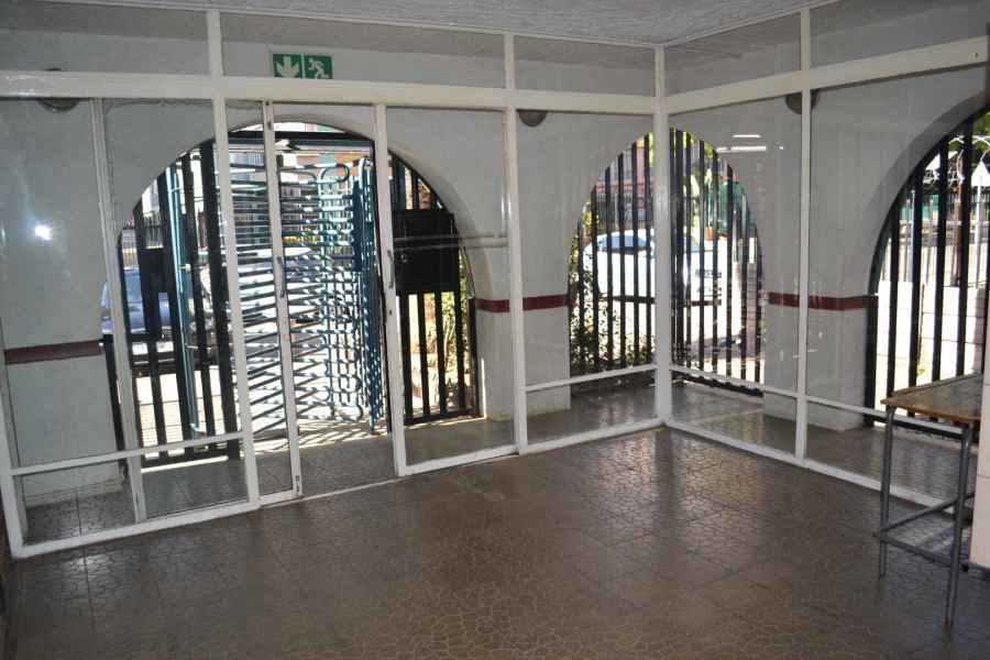 1 Bedroom Property for Sale in Sunnyside Gauteng