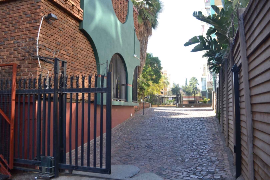 1 Bedroom Property for Sale in Sunnyside Gauteng