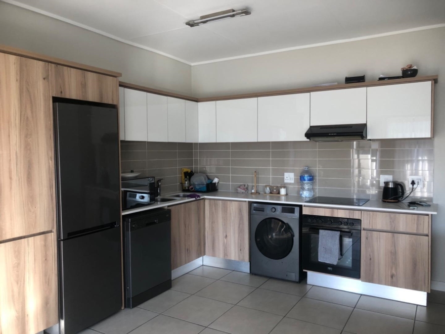 To Let 2 Bedroom Property for Rent in Linbro Park Gauteng