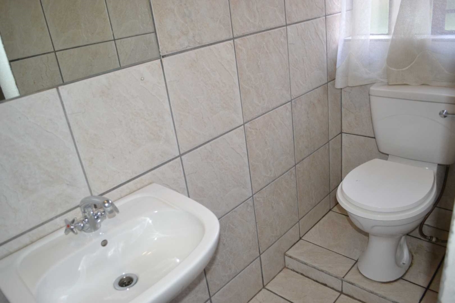 To Let 3 Bedroom Property for Rent in Rietvalleirand Gauteng