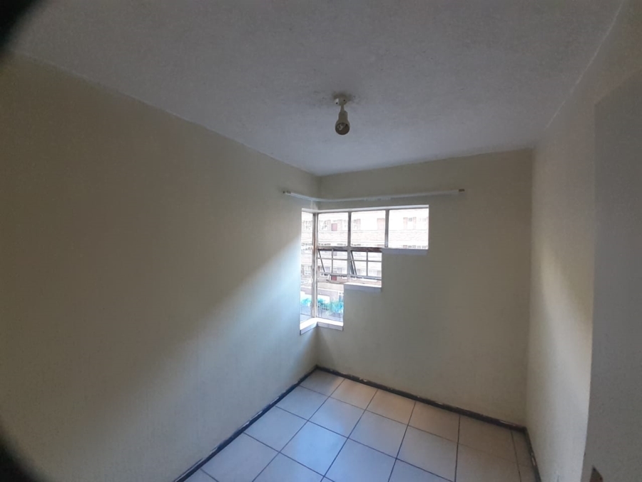 To Let 1 Bedroom Property for Rent in Gezina Gauteng