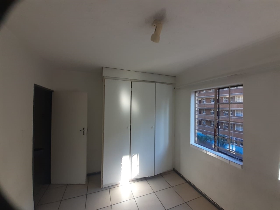 To Let 1 Bedroom Property for Rent in Gezina Gauteng