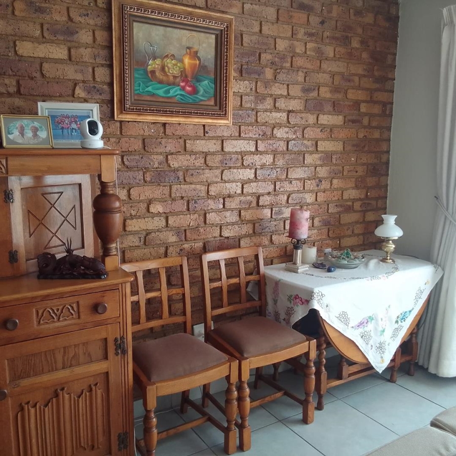 2 Bedroom Property for Sale in Kibler Park Gauteng