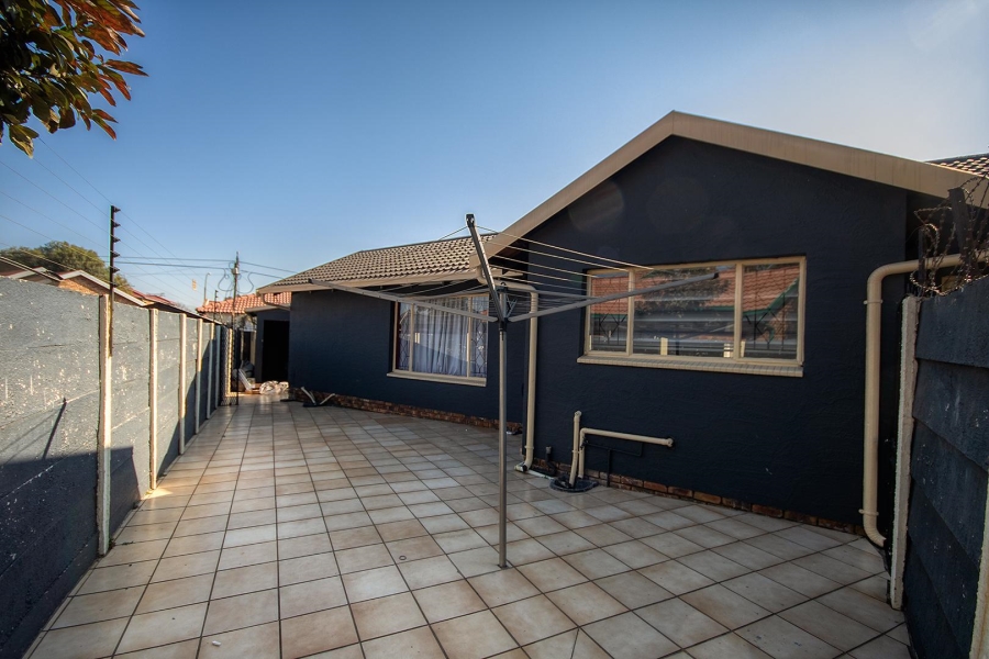 3 Bedroom Property for Sale in Mayberry Park Gauteng