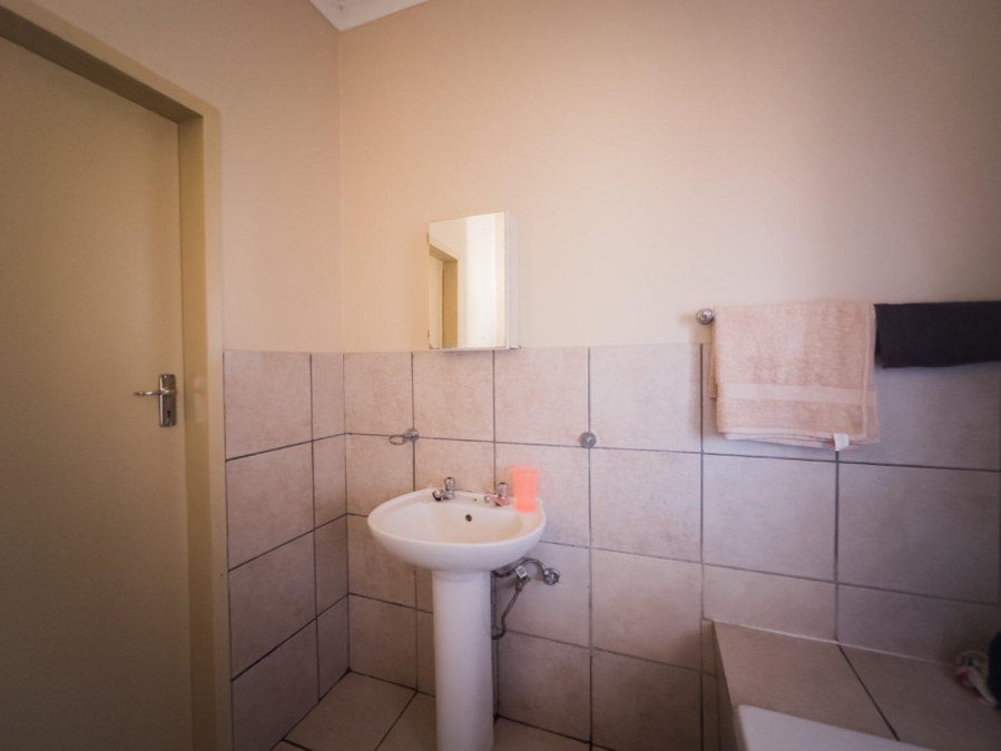 1 Bedroom Property for Sale in Wapadrand Gauteng