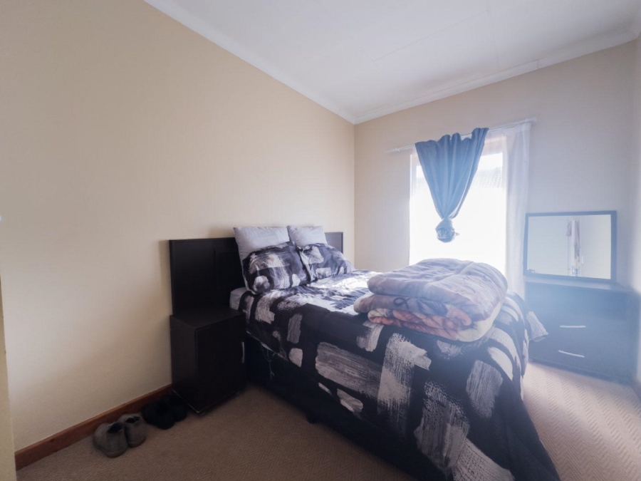 1 Bedroom Property for Sale in Wapadrand Gauteng