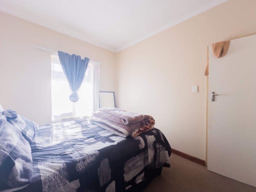 1 Bedroom Property for Sale in Wapadrand Gauteng