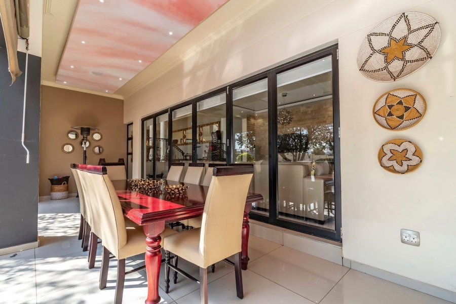 8 Bedroom Property for Sale in Blue Hills Gauteng