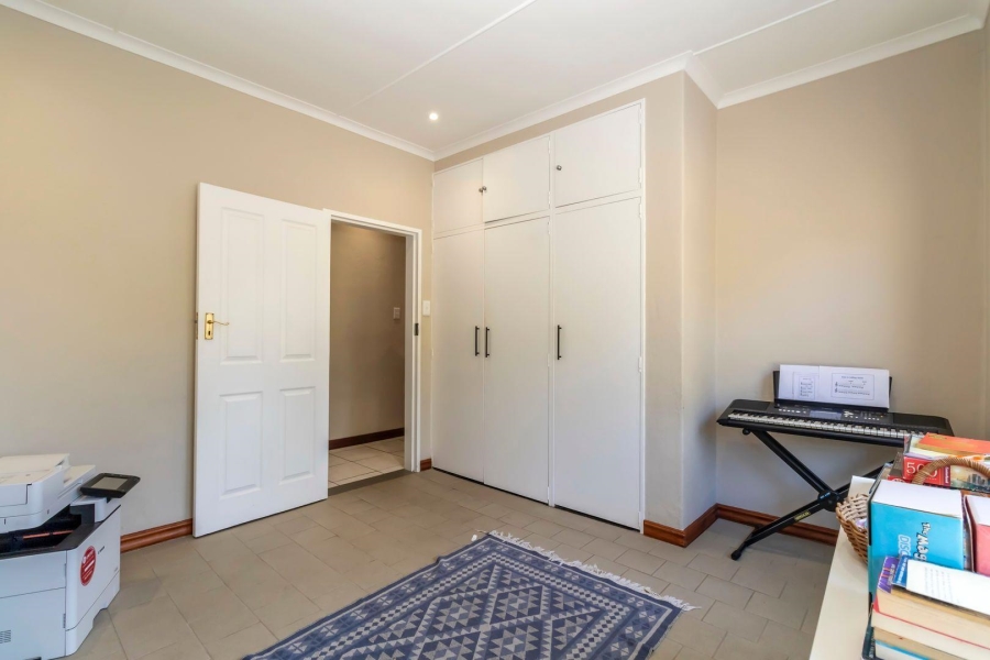 13 Bedroom Property for Sale in Kyalami Ah Gauteng