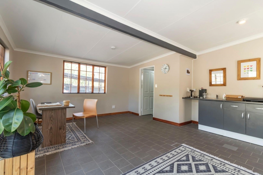 13 Bedroom Property for Sale in Kyalami Ah Gauteng