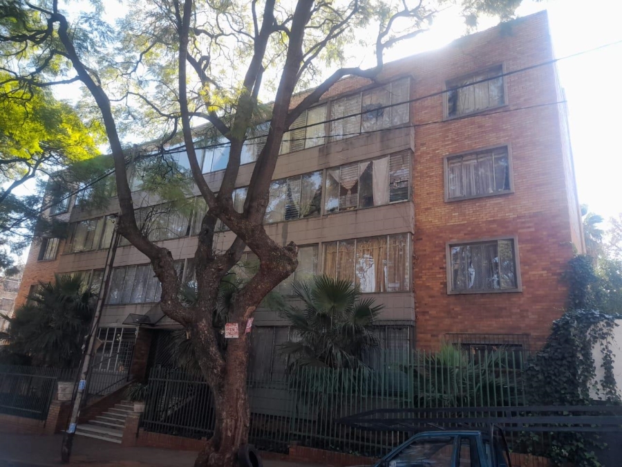 2 Bedroom Property for Sale in Yeoville Gauteng