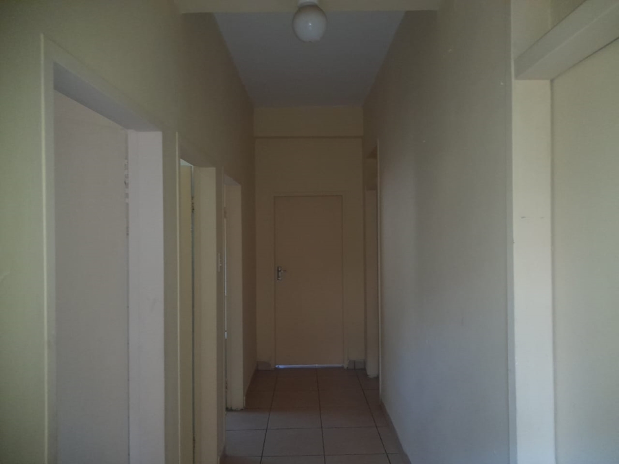 2 Bedroom Property for Sale in Yeoville Gauteng