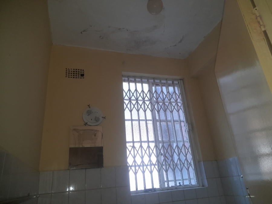 2 Bedroom Property for Sale in Yeoville Gauteng