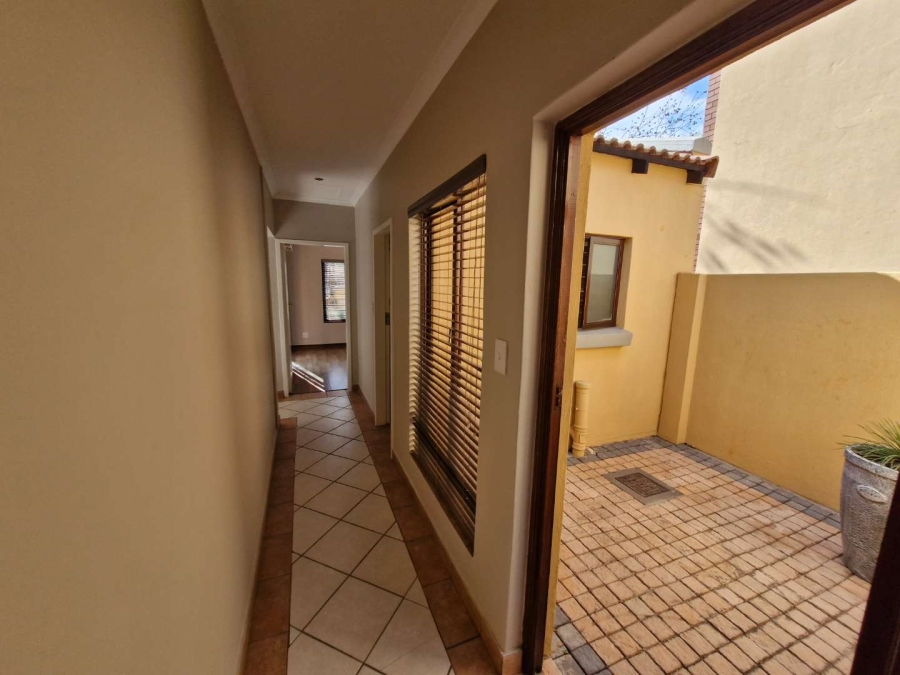 3 Bedroom Property for Sale in Boardwalk Gauteng