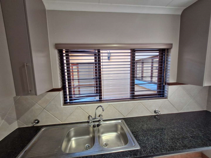 3 Bedroom Property for Sale in Boardwalk Gauteng