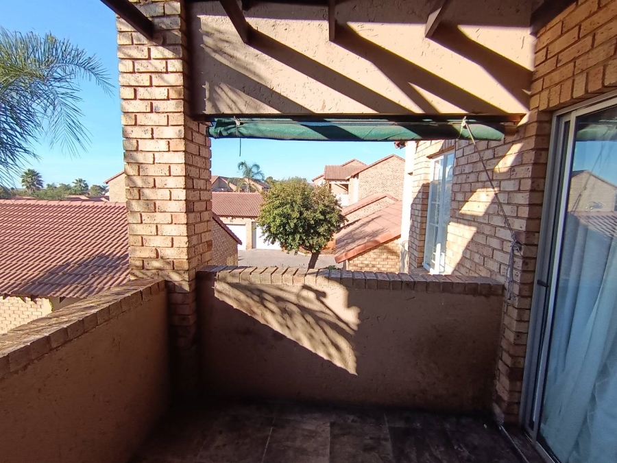 2 Bedroom Property for Sale in Moreleta Park Gauteng