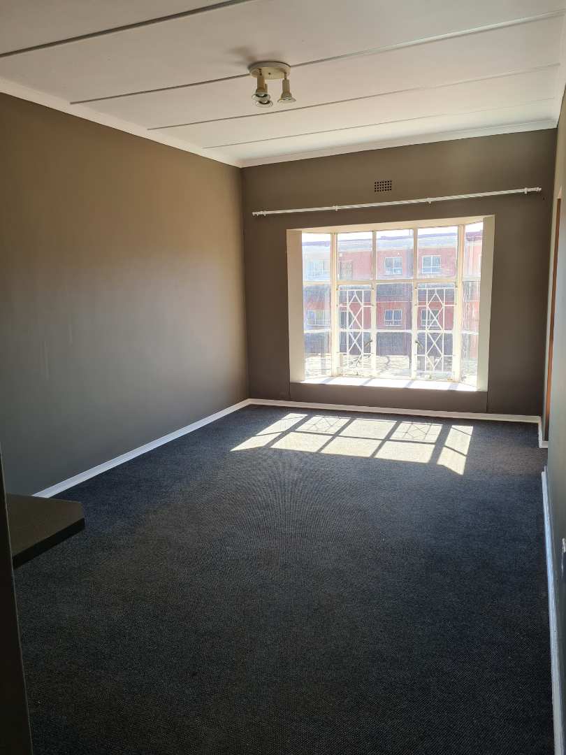 To Let 1 Bedroom Property for Rent in Horison View Gauteng