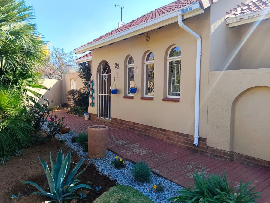 3 Bedroom Property for Sale in Mayberry Park Gauteng