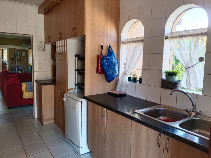 3 Bedroom Property for Sale in Mayberry Park Gauteng