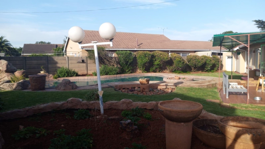 3 Bedroom Property for Sale in Mayberry Park Gauteng