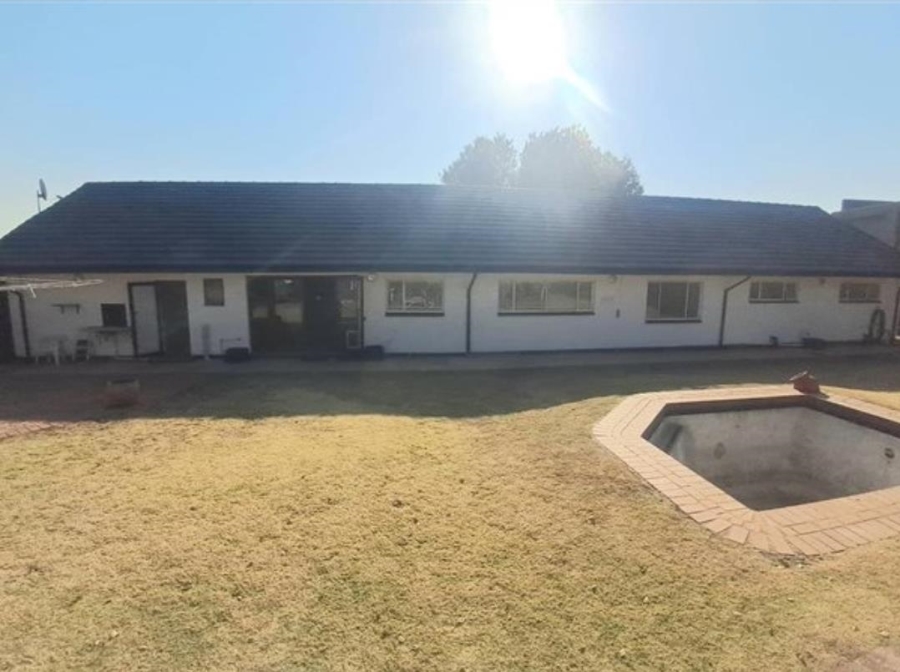 3 Bedroom Property for Sale in Raceview Gauteng