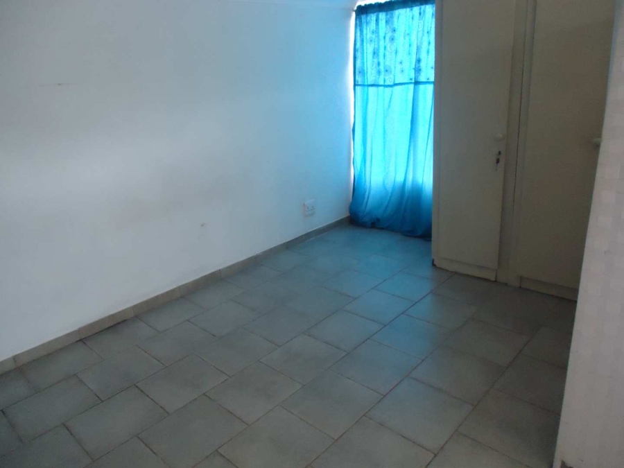 To Let 1 Bedroom Property for Rent in Rietfontein Gauteng